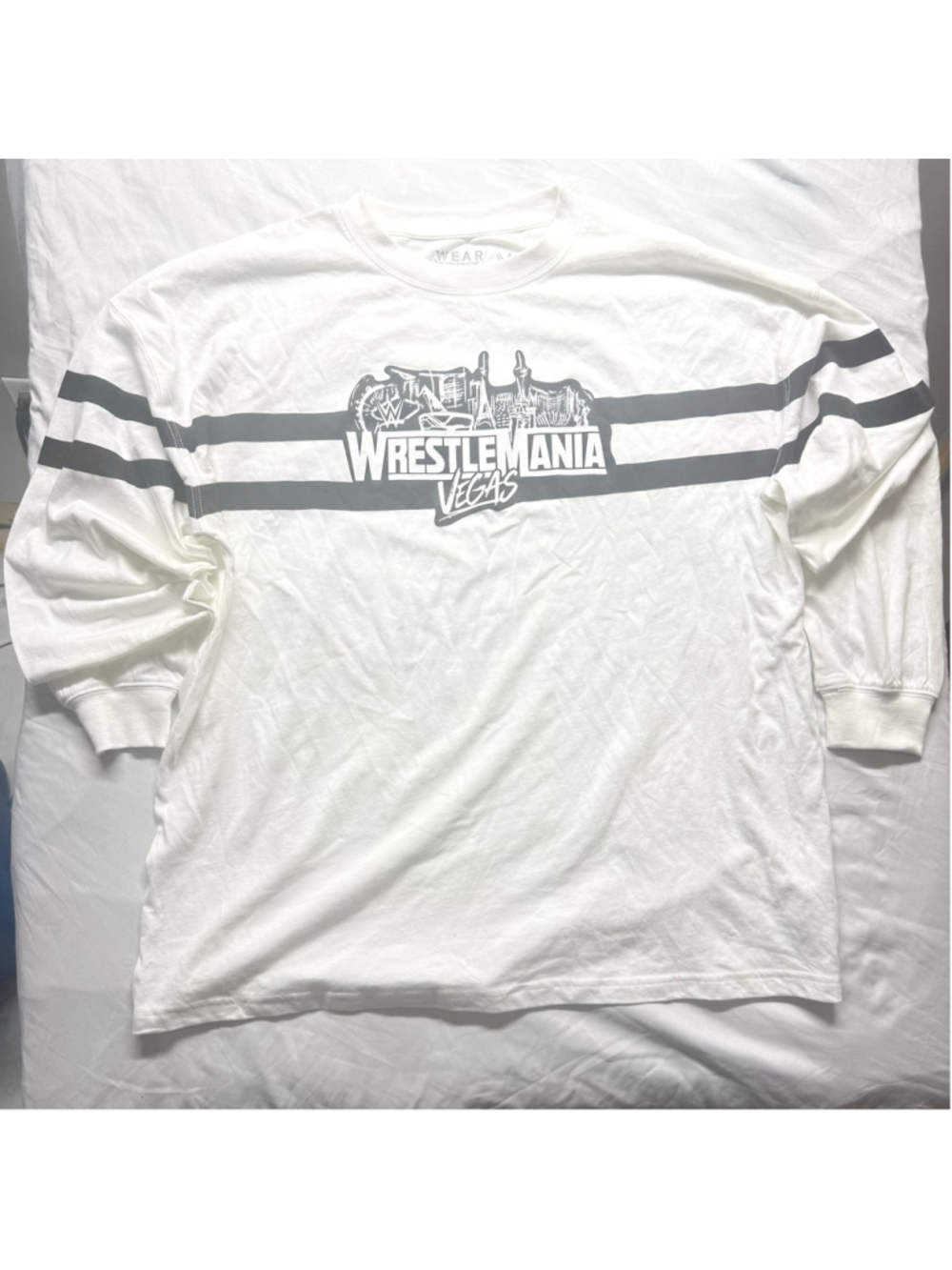 WEAR by Erin Andrews WWE WrestleMania 42 Las Vegas Oversized Stripe Tee L